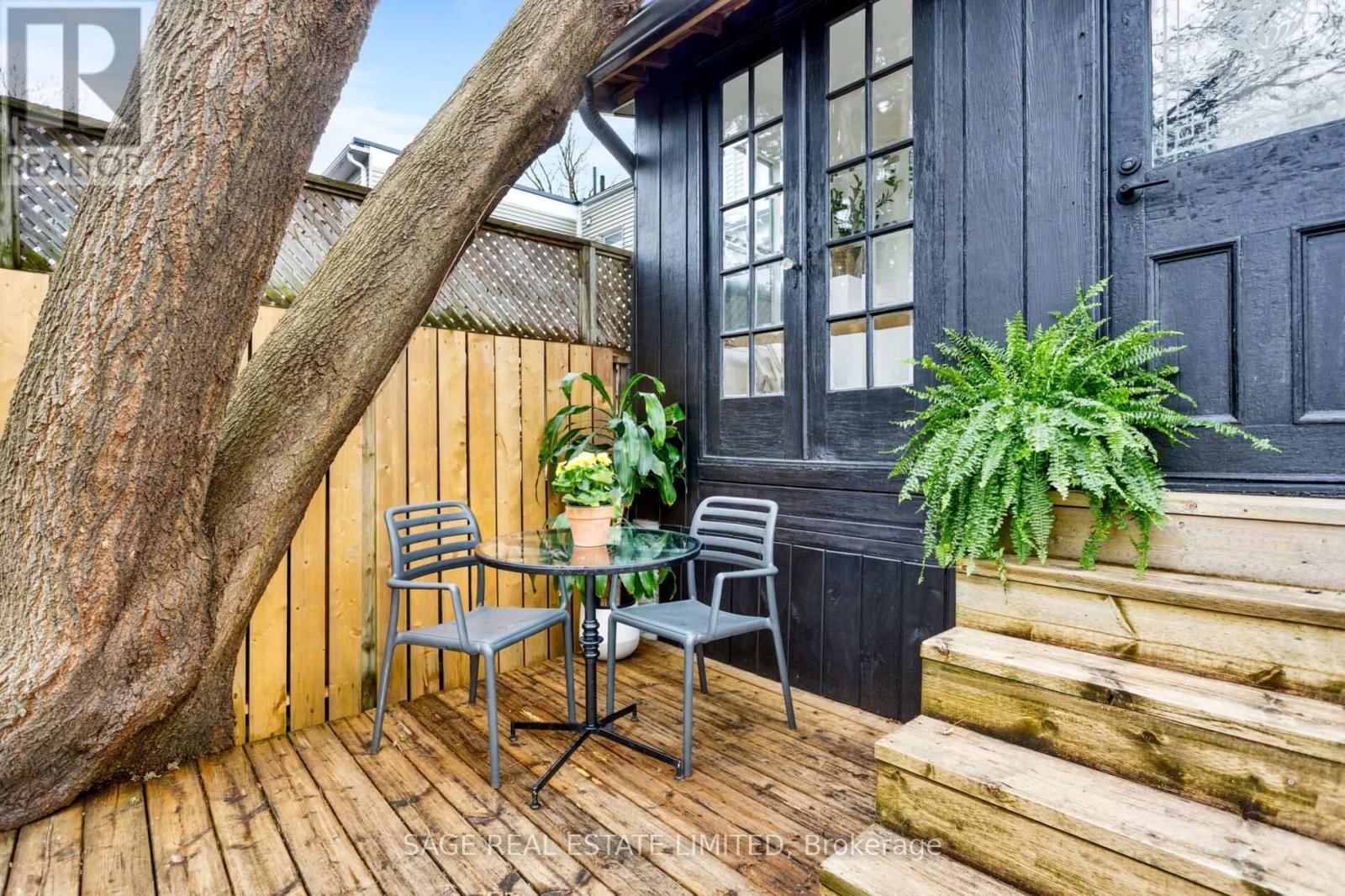 206 HAMILTON STREET Image 19