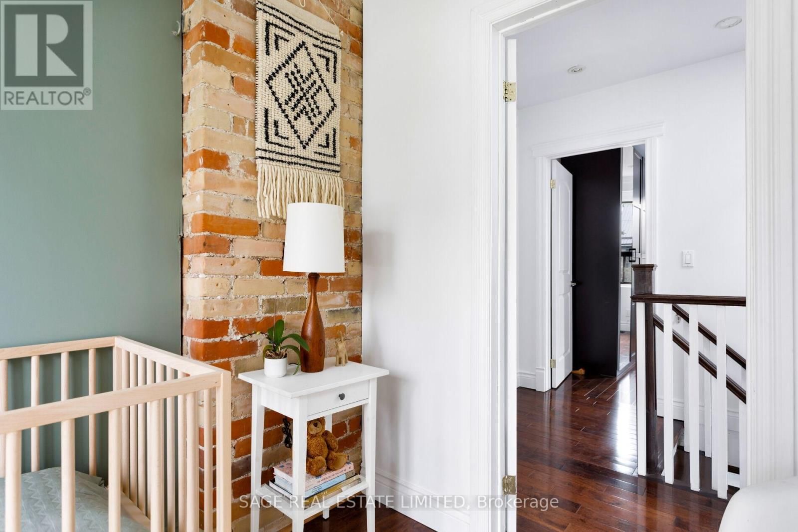 206 HAMILTON STREET Image 26