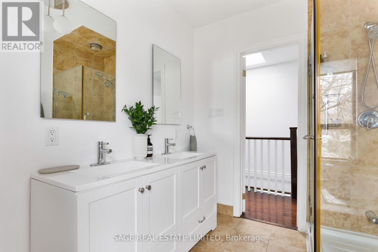 206 HAMILTON STREET Image 31