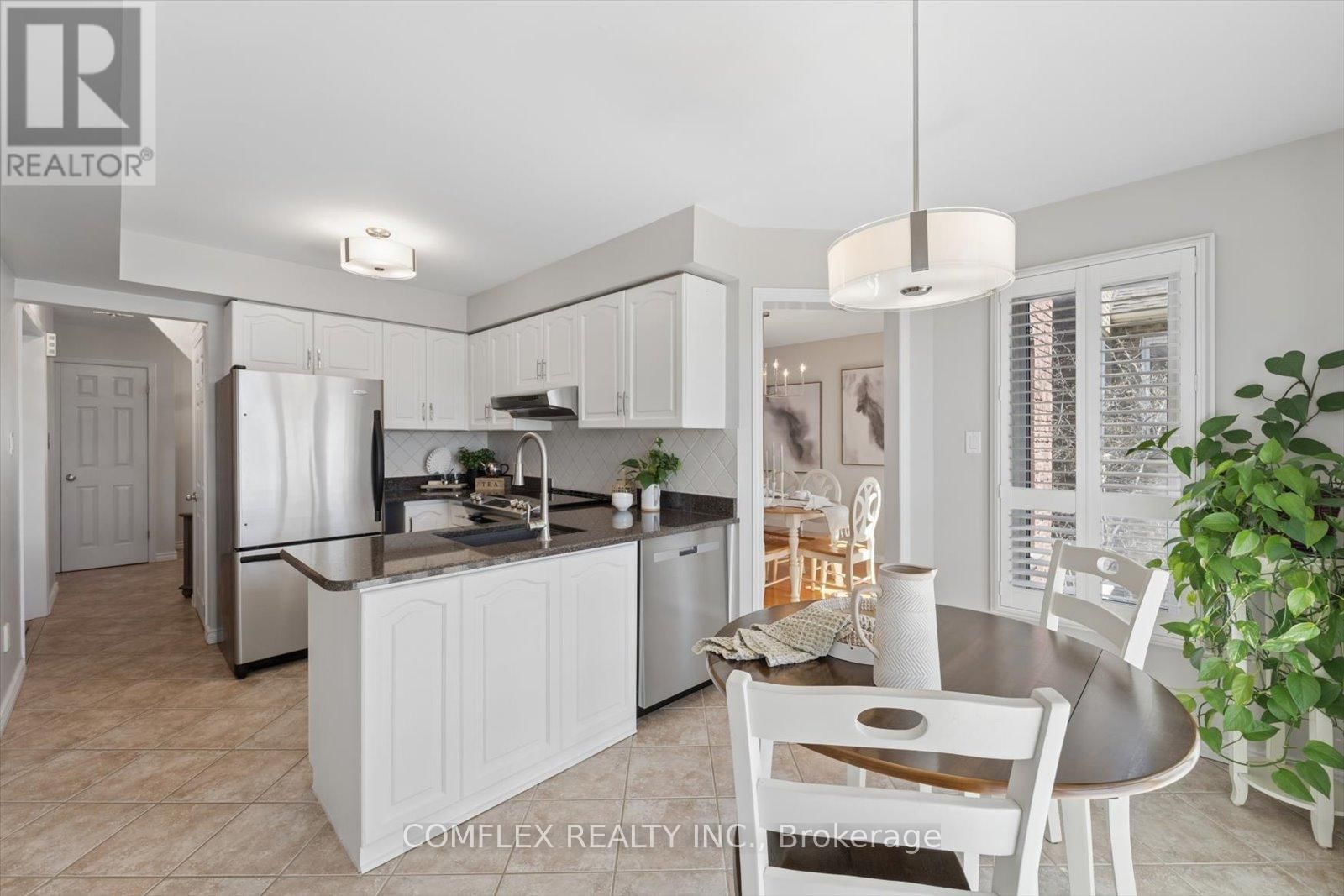 43 WAYWELL STREET Image 11