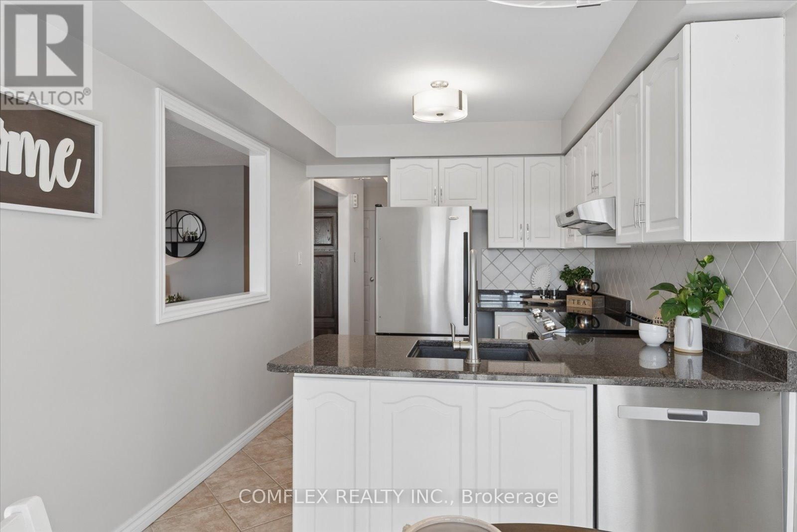 43 WAYWELL STREET Image 13