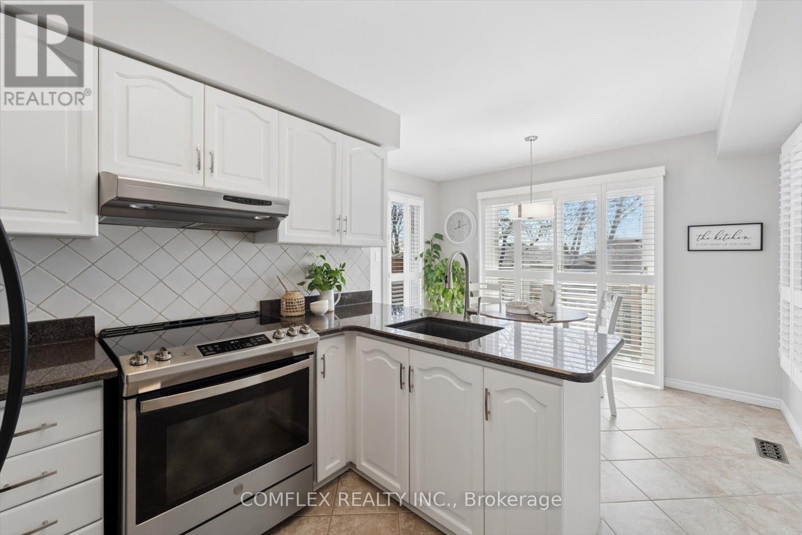 43 WAYWELL STREET Image 14