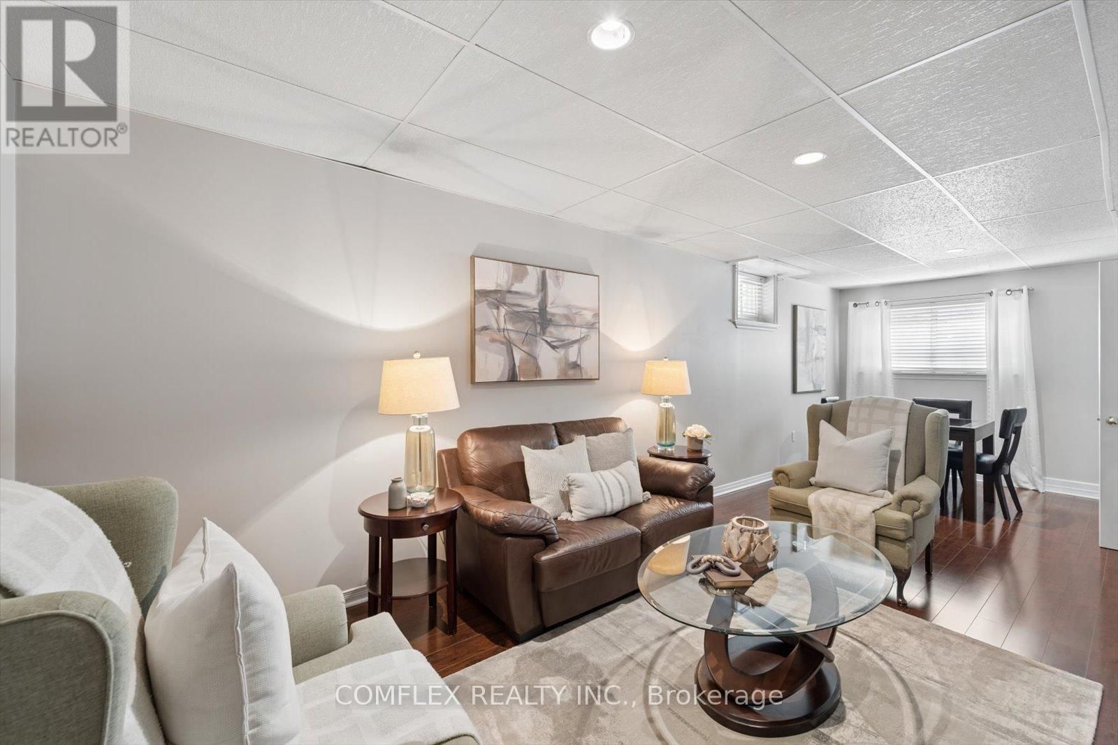 43 WAYWELL STREET Image 32