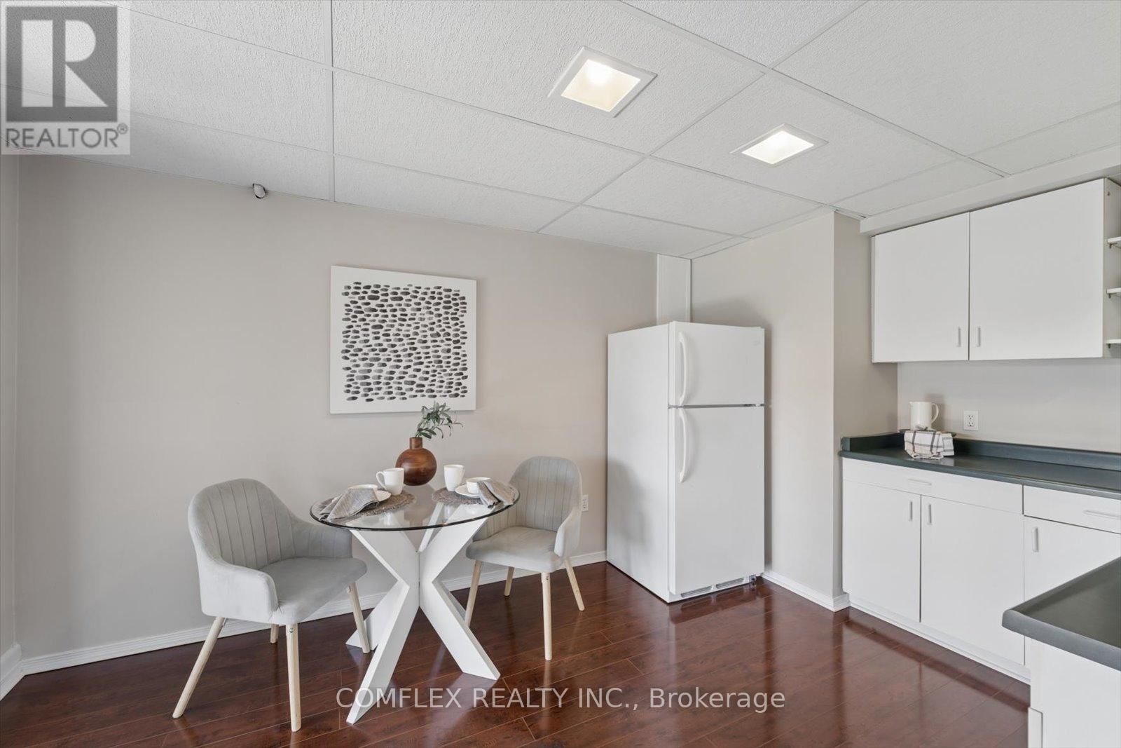 43 WAYWELL STREET Image 36