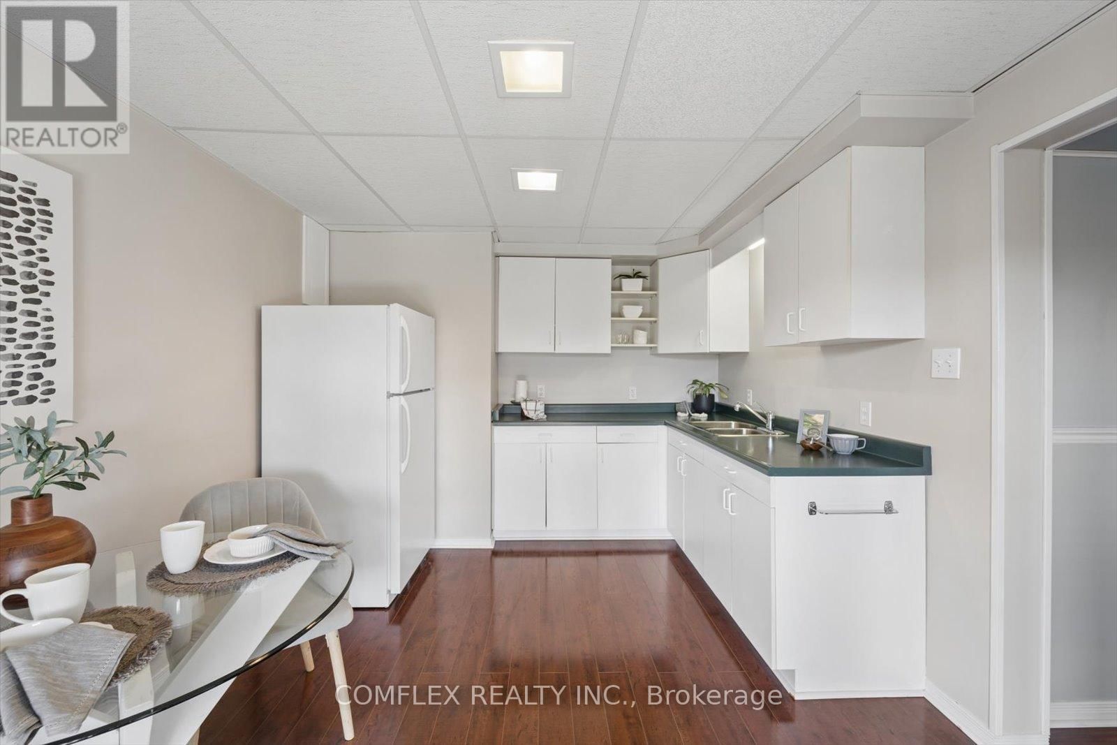 43 WAYWELL STREET Image 37