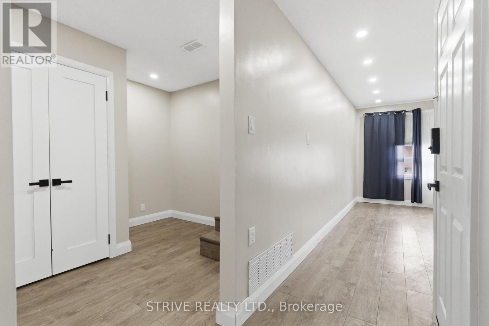 290 LAKEVIEW PARK AVENUE Image 2