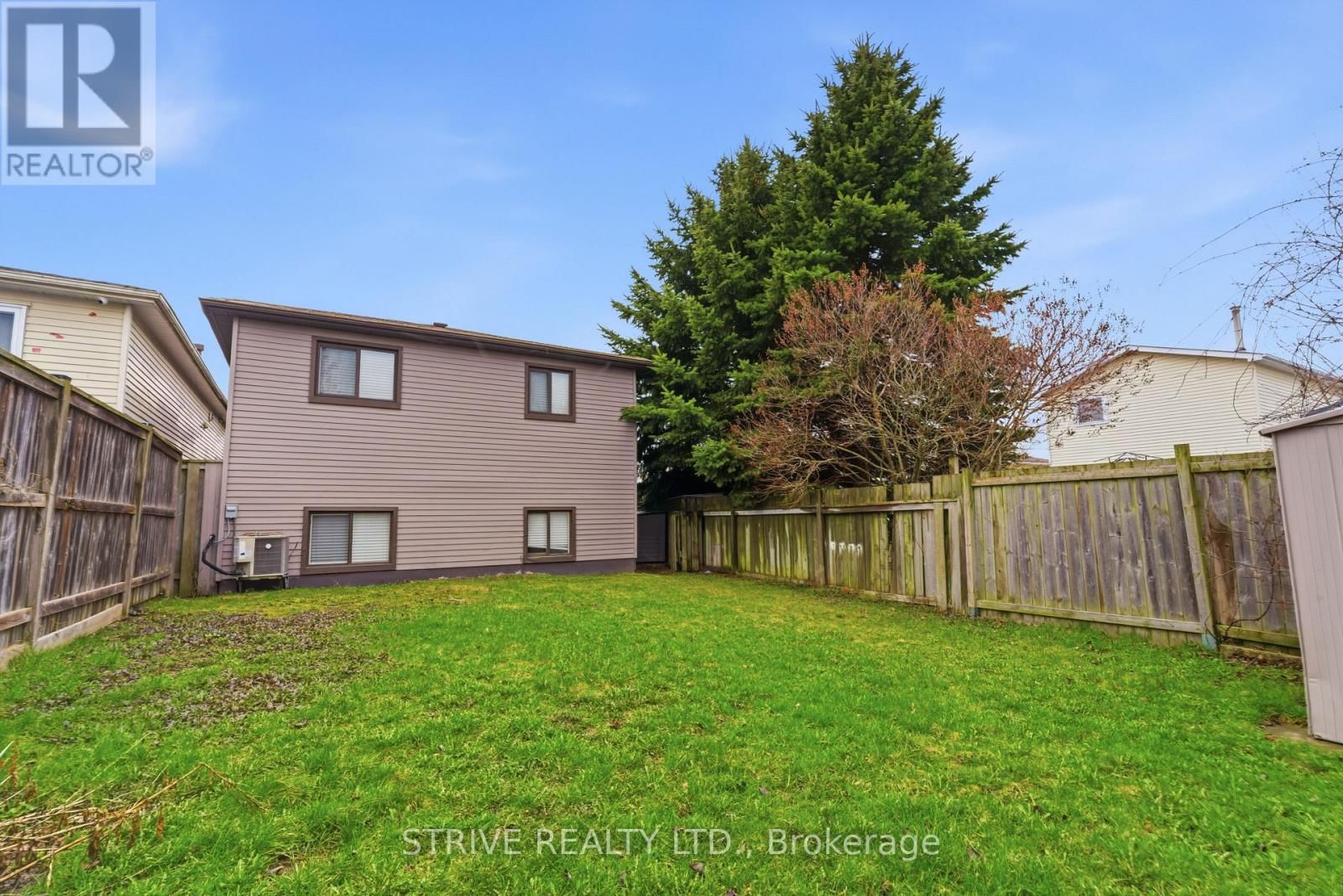 290 LAKEVIEW PARK AVENUE Image 28