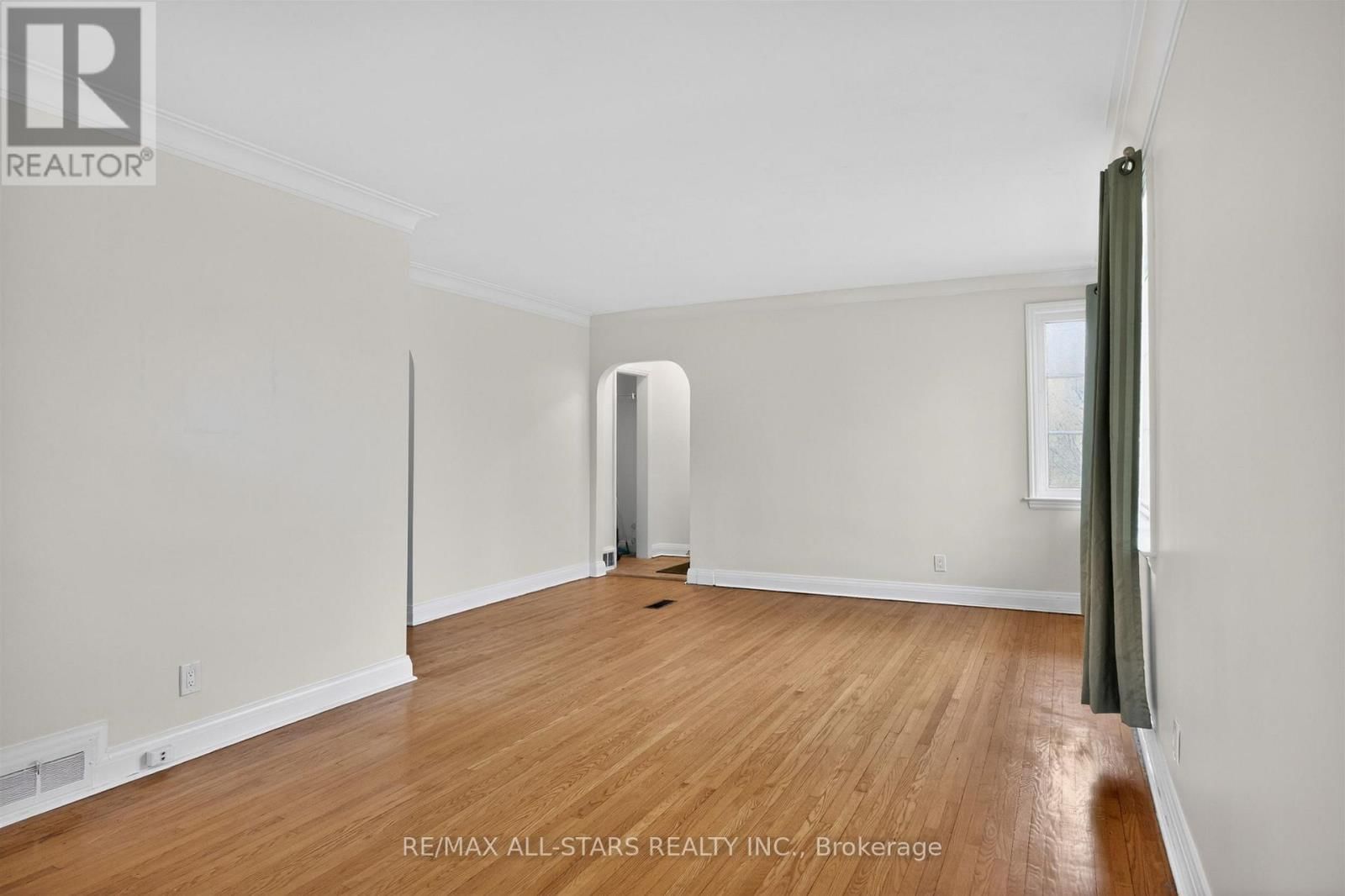 62 LARWOOD BOULEVARD Image 7