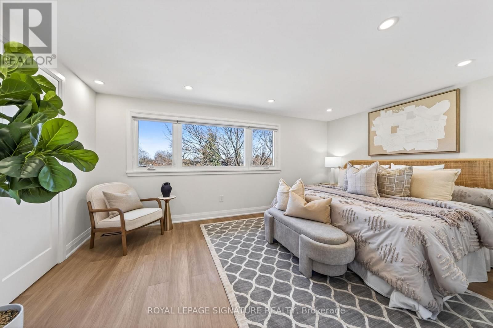 26 CARONDALE CRESCENT Image 29