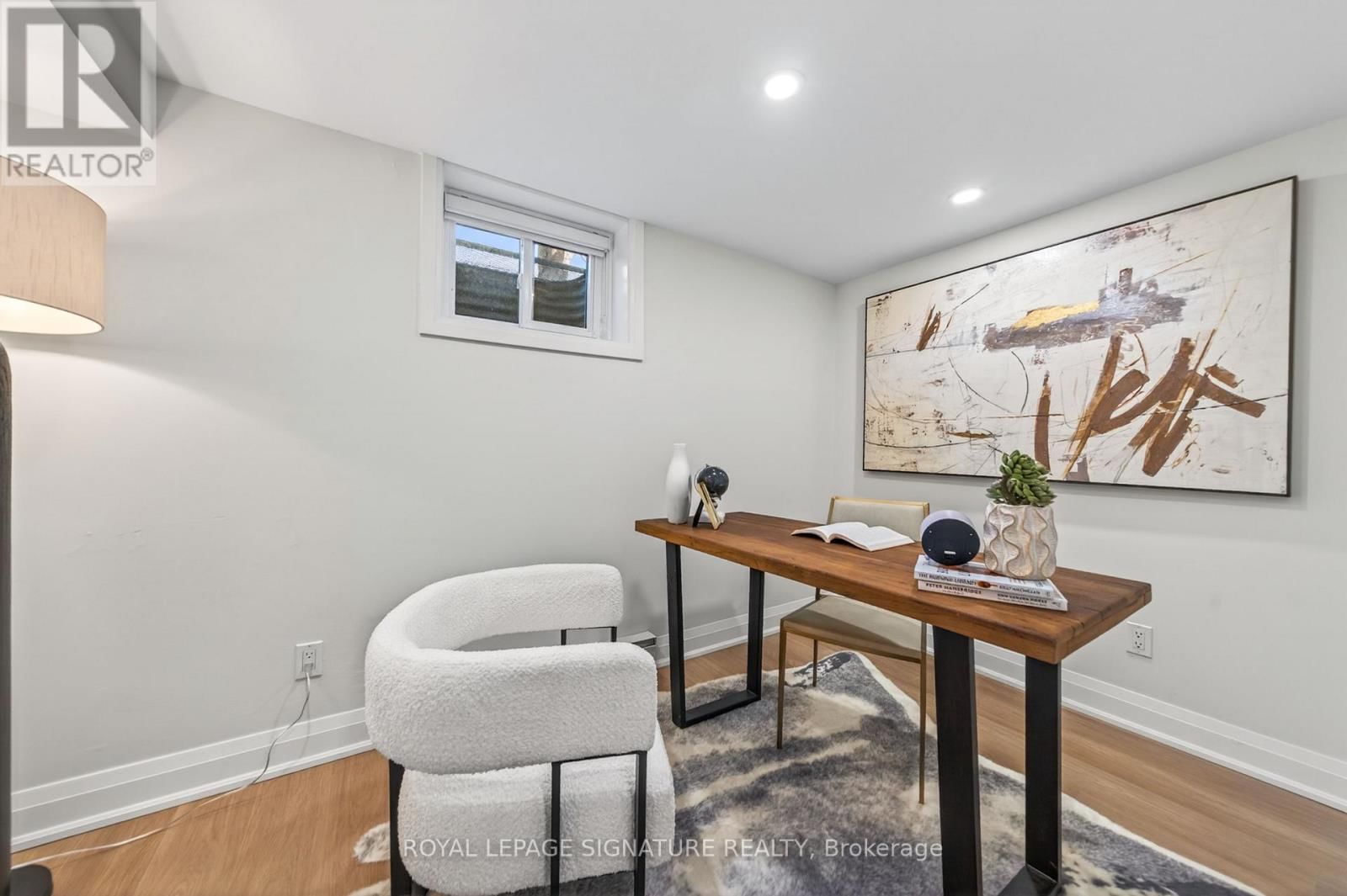 26 CARONDALE CRESCENT Image 38