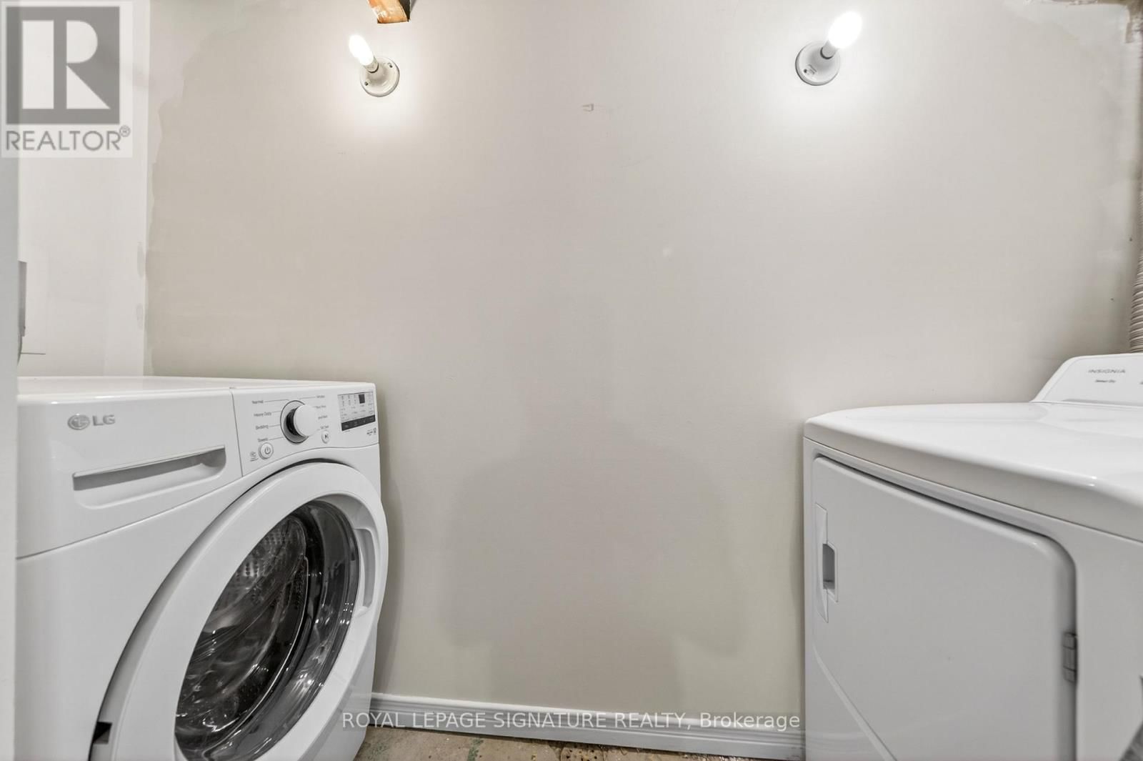 26 CARONDALE CRESCENT Image 39