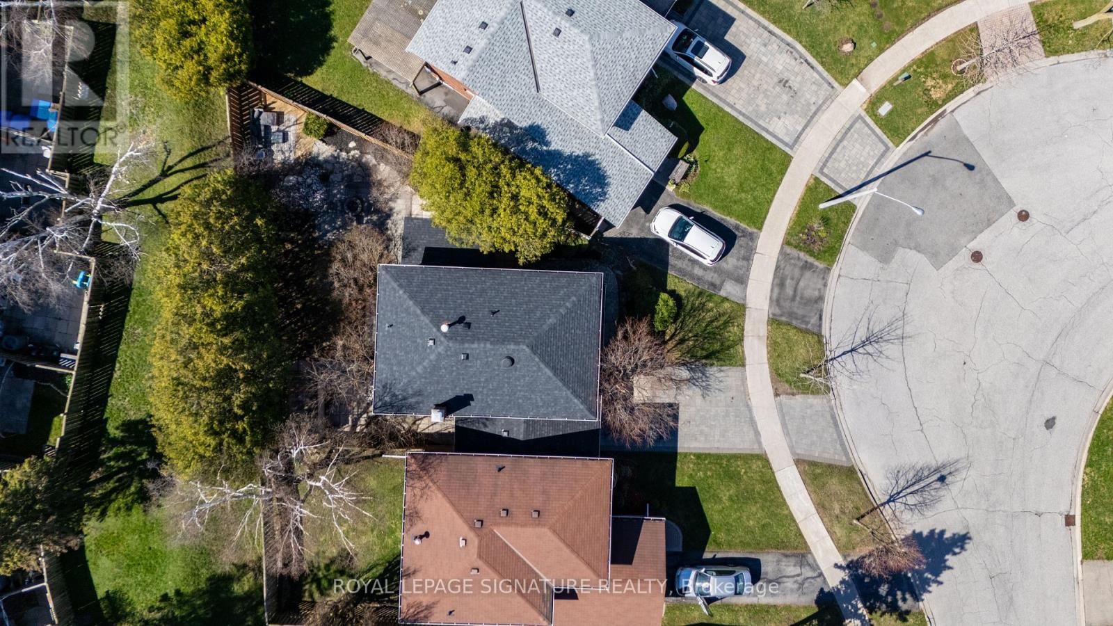 26 CARONDALE CRESCENT Image 4