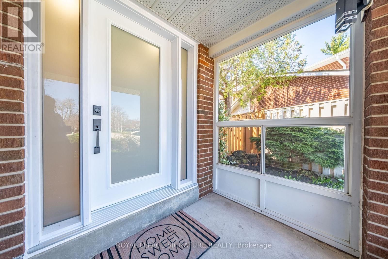 26 CARONDALE CRESCENT Image 6