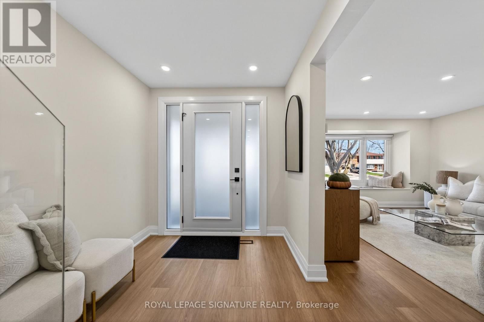 26 CARONDALE CRESCENT Image 8