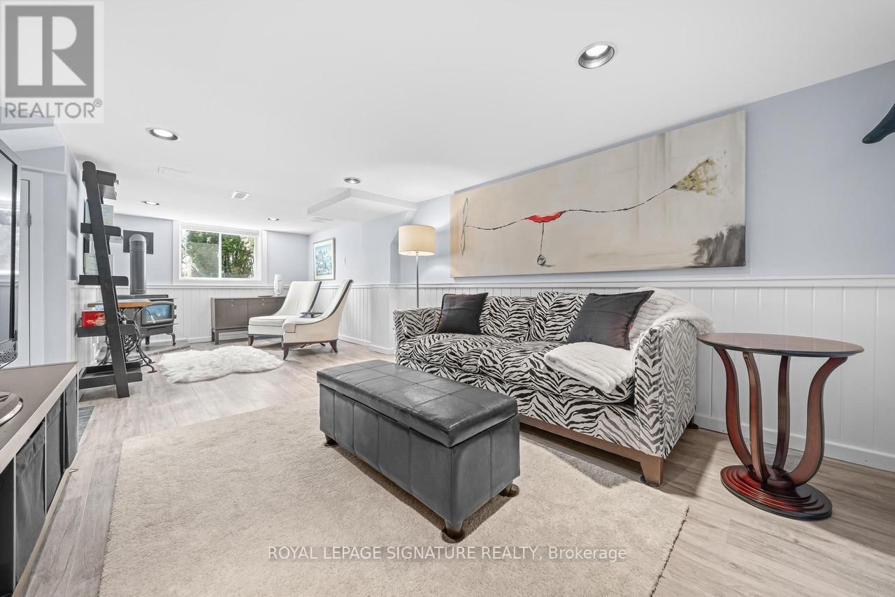 8 WOLCOTT AVENUE Image 13