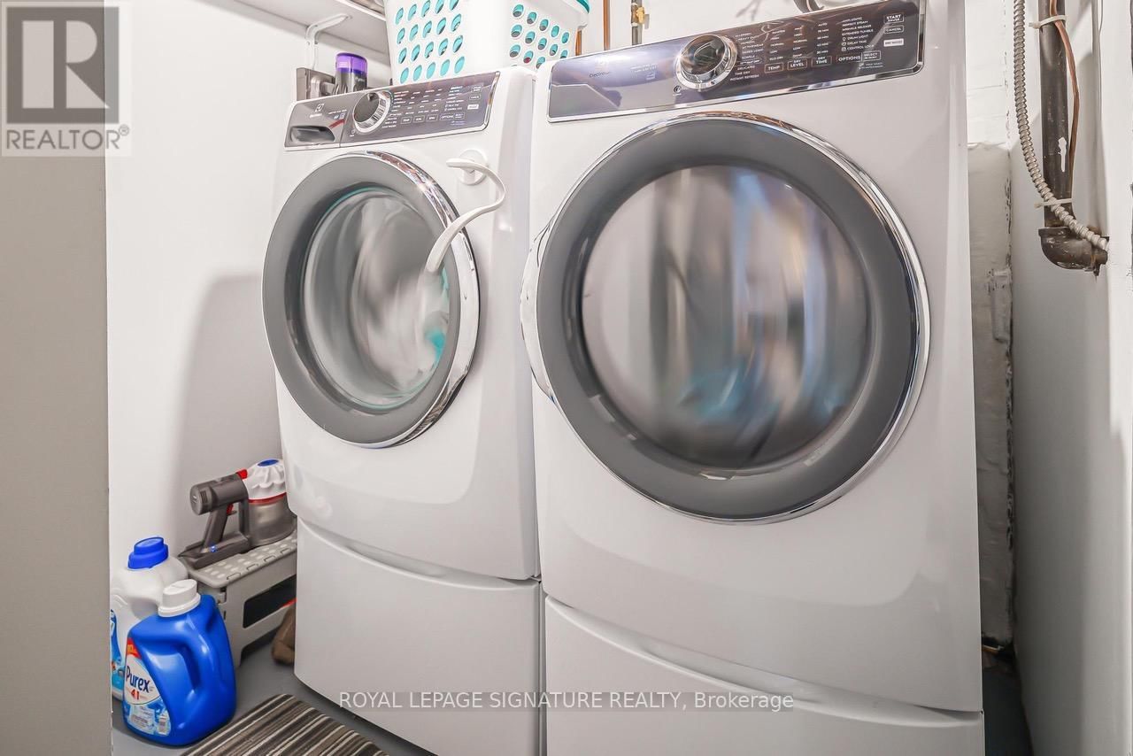 8 WOLCOTT AVENUE Image 20