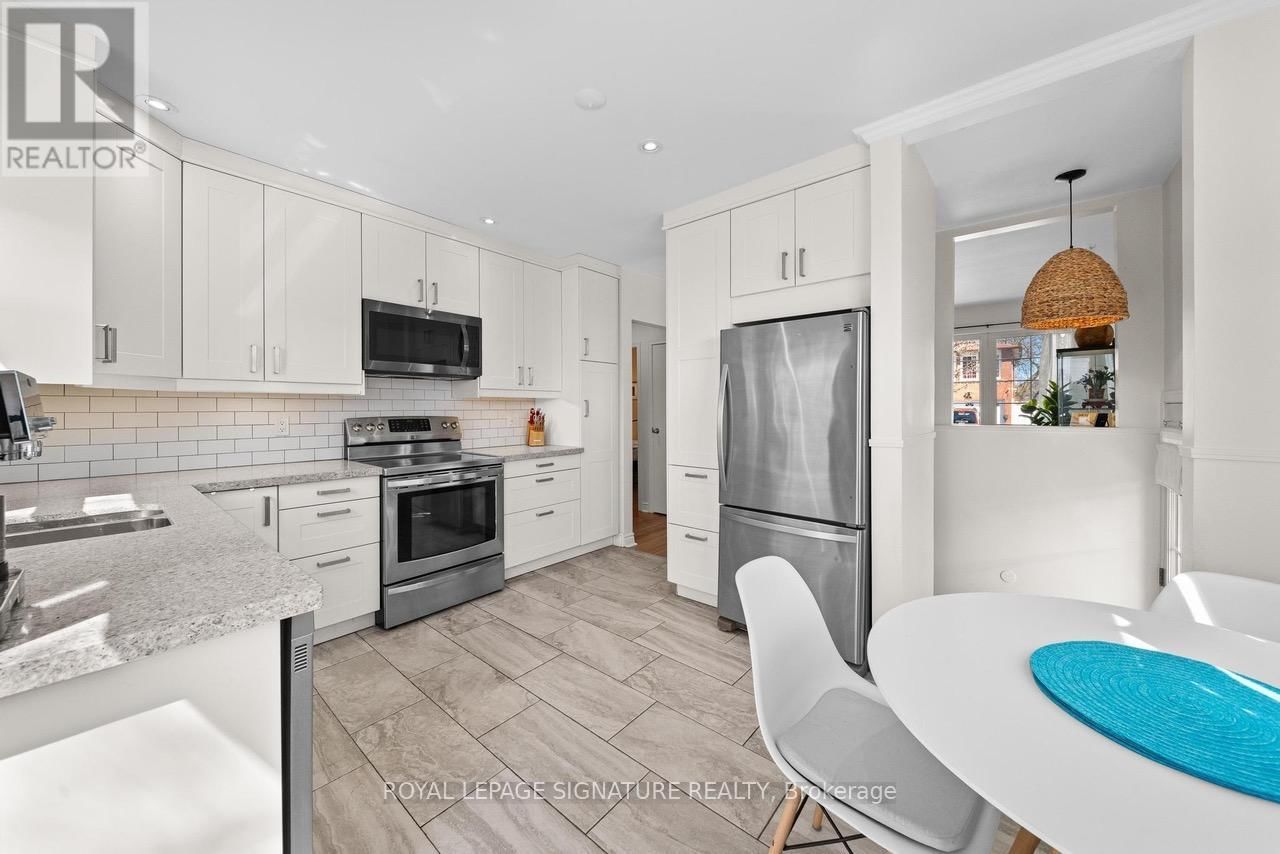 8 WOLCOTT AVENUE Image 5