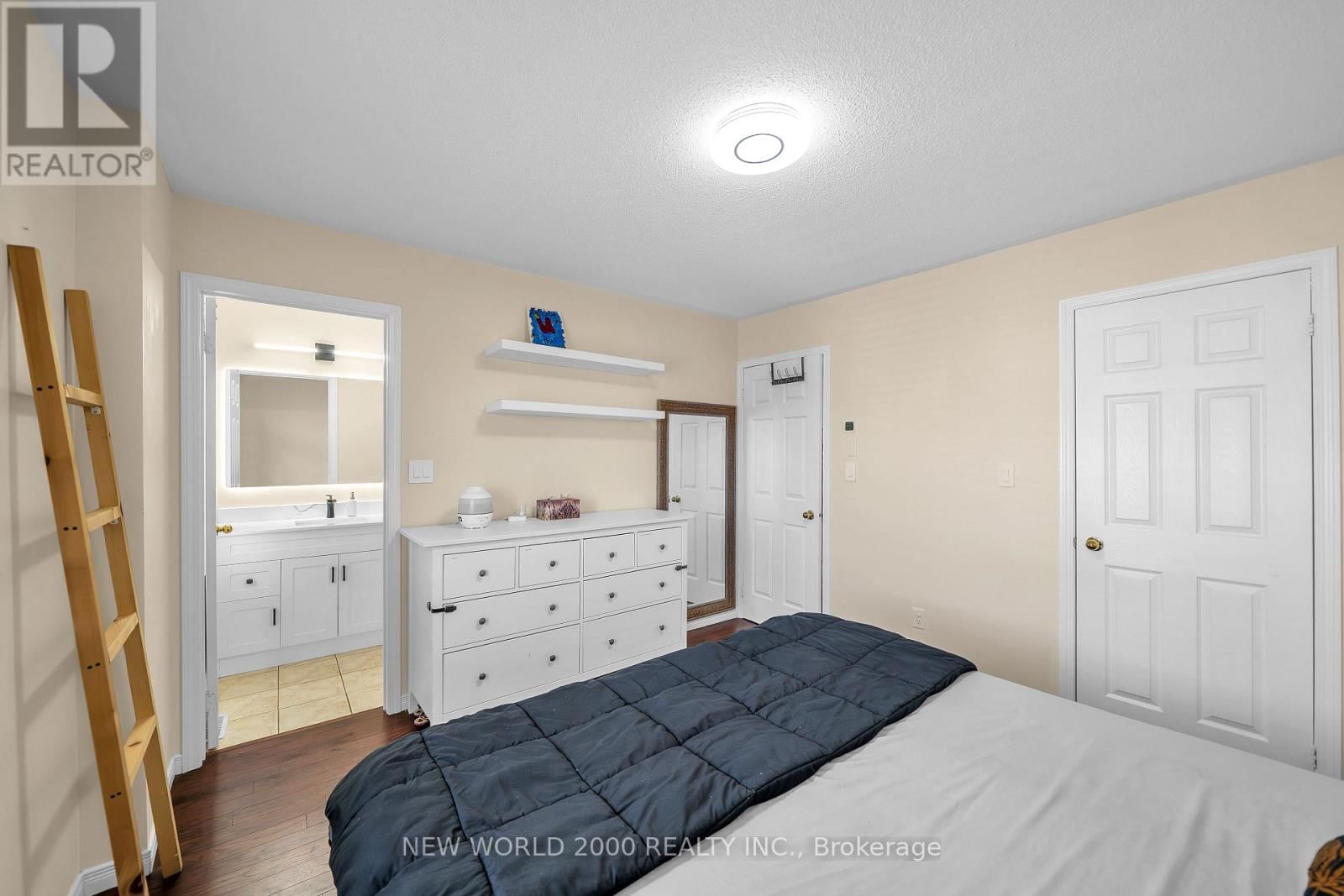 27 STONEWOOD STREET Image 28