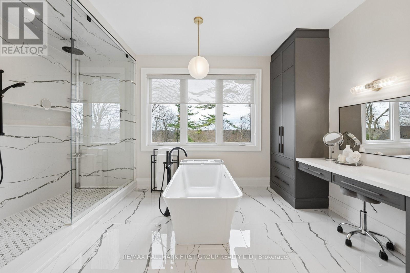 506 ROUGEMOUNT DRIVE Image 24