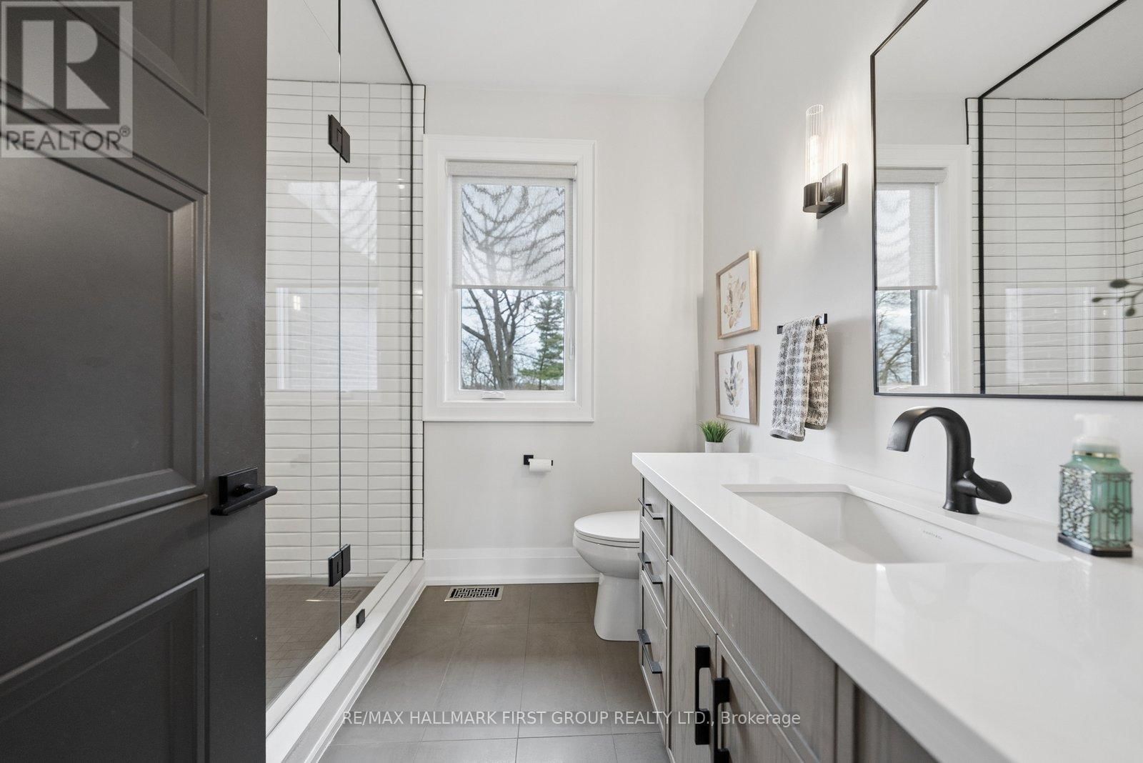 506 ROUGEMOUNT DRIVE Image 35