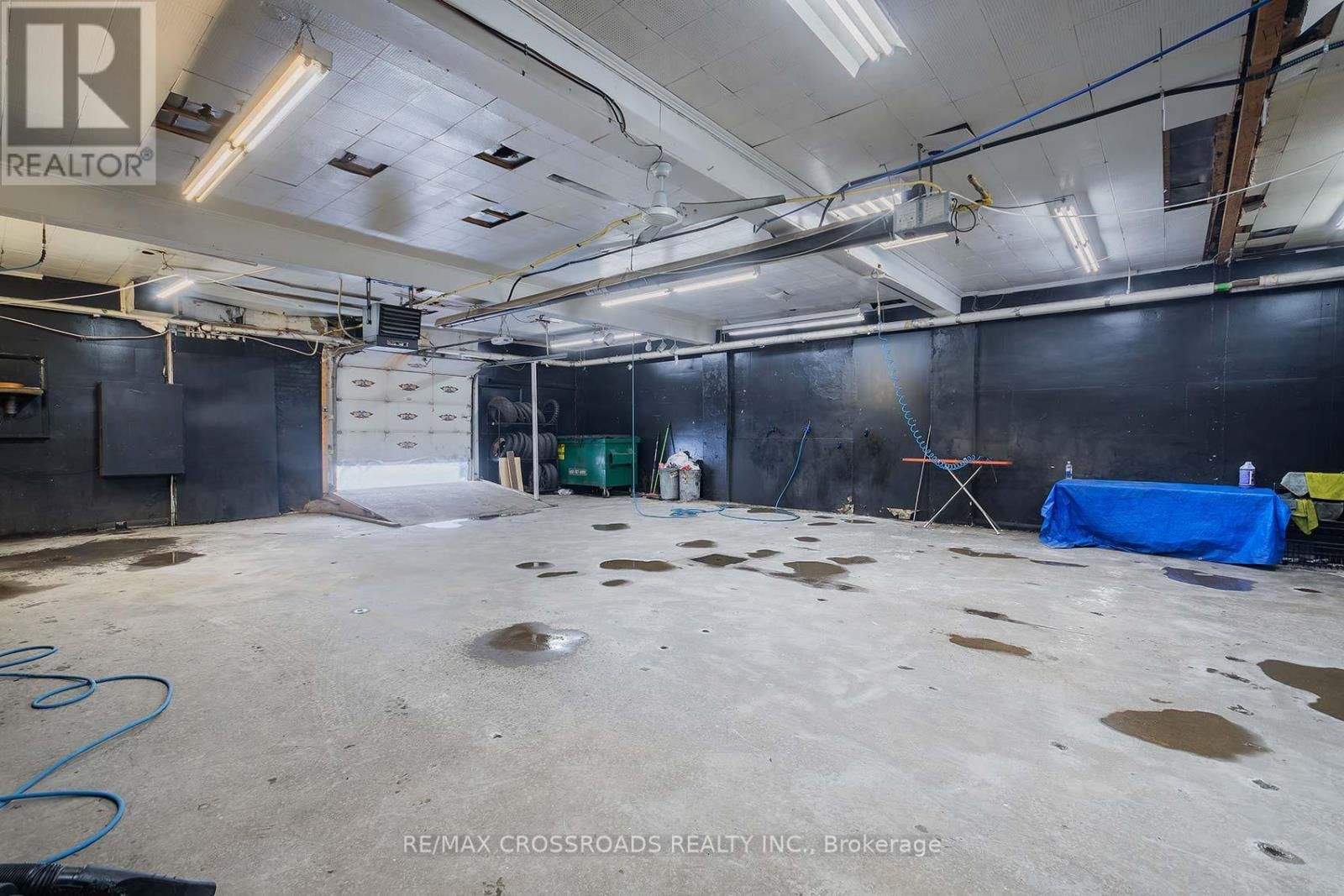 2230 KINGSTON ROAD Image 18