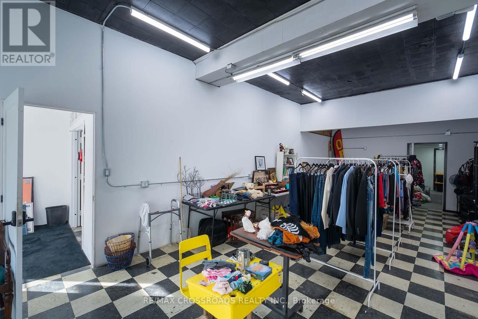 2230 KINGSTON ROAD Image 26