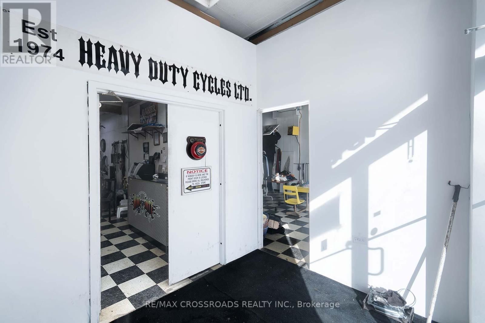 2230 KINGSTON ROAD Image 5