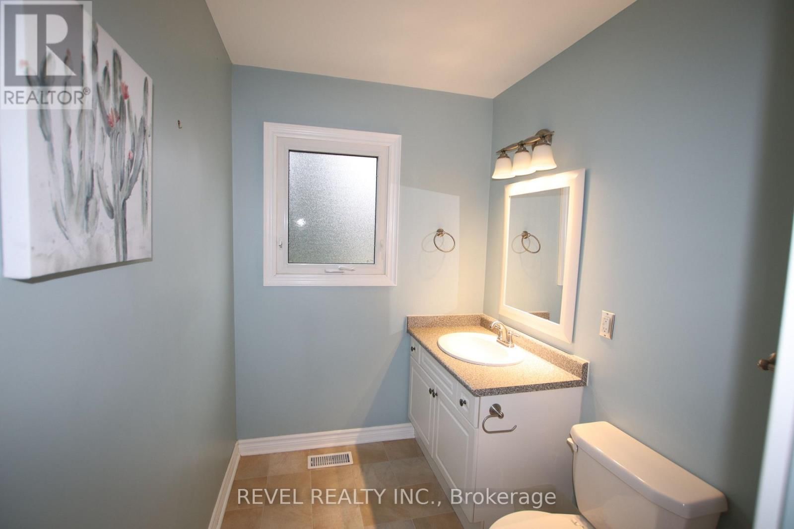 469 MAINE STREET Image 20