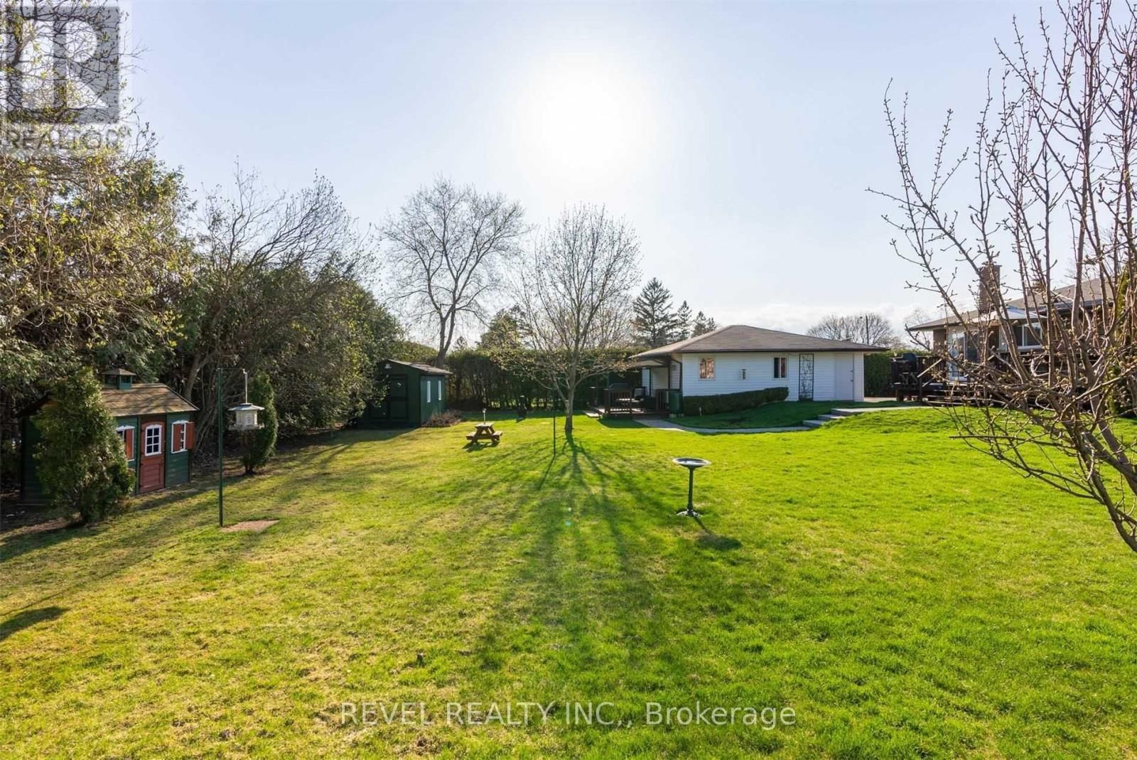 469 MAINE STREET Image 25