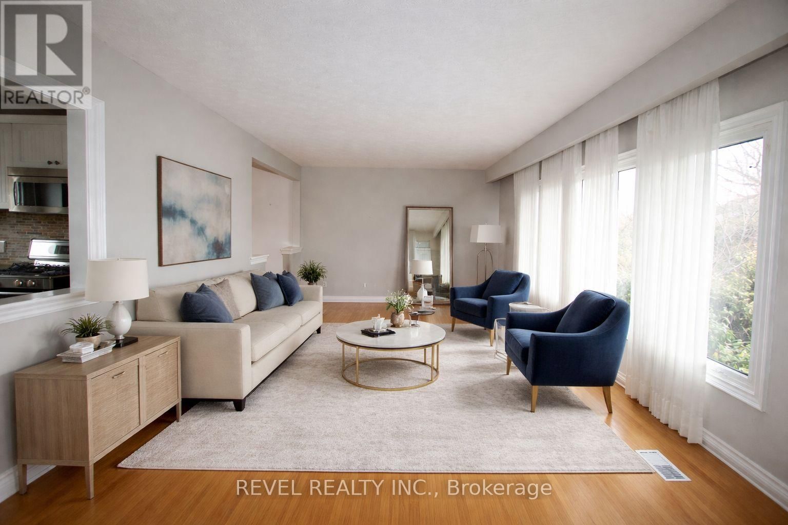 469 MAINE STREET Image 4