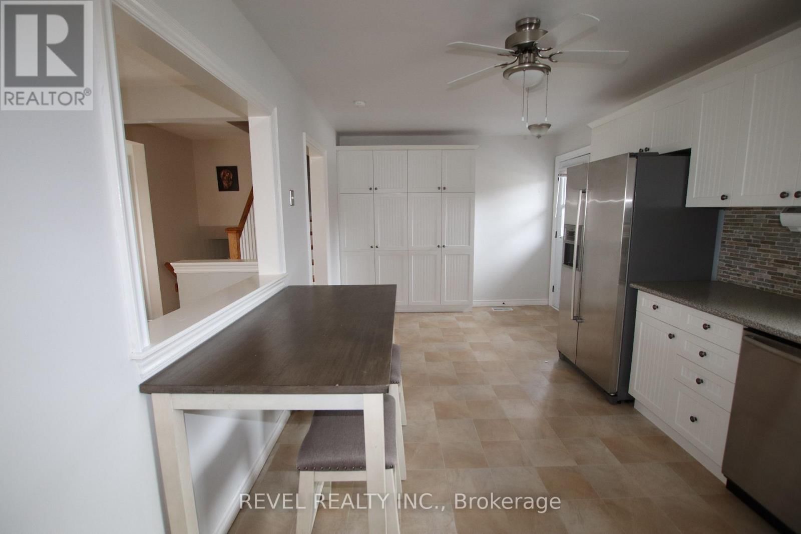 469 MAINE STREET Image 6