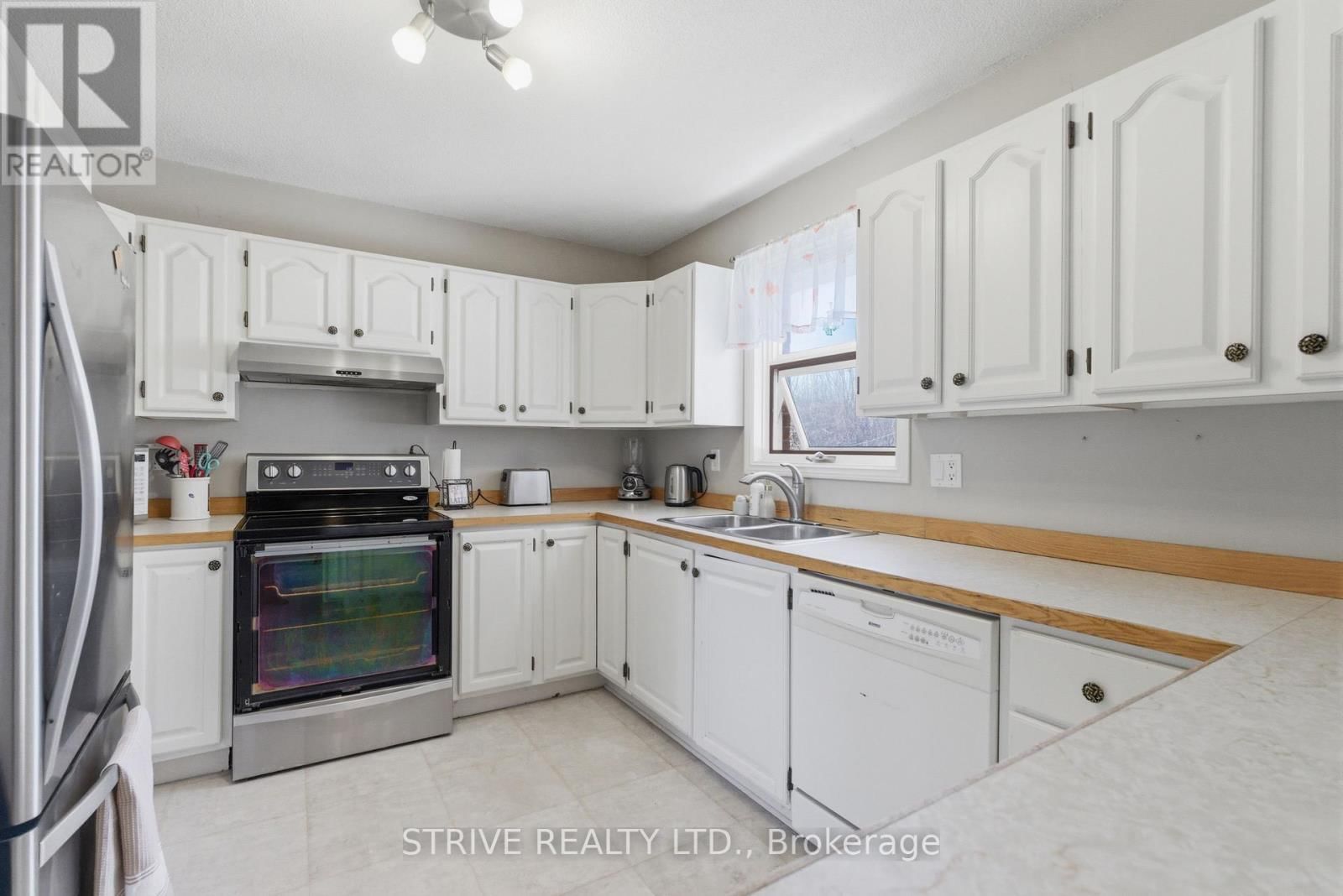 524 LISBON COURT Image 13