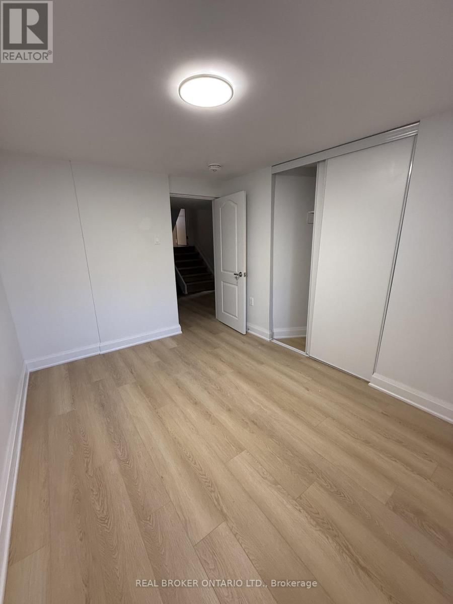 Bsmt - 214 FAIRGLEN AVENUE Image 13