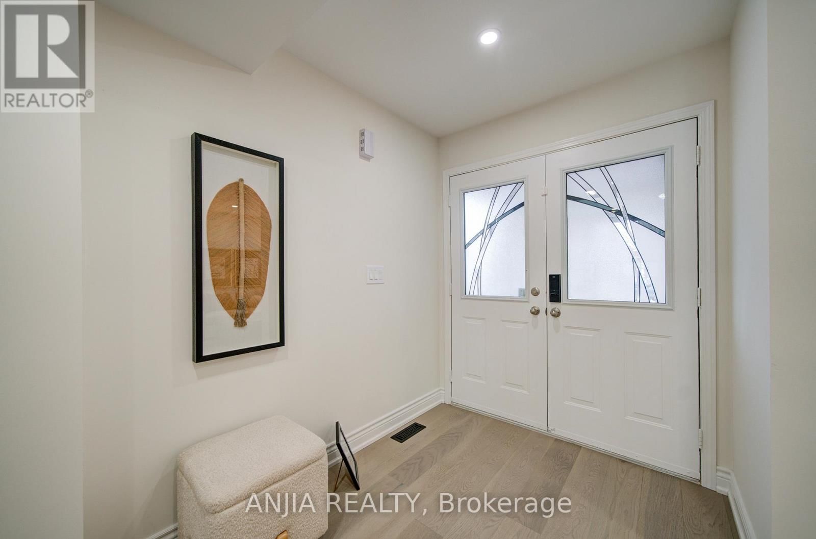 36 BIRCHARD STREET Image 10