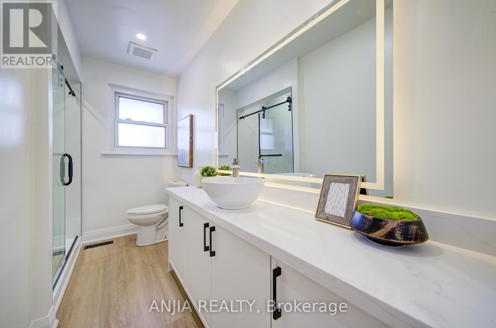 36 BIRCHARD STREET Image 30