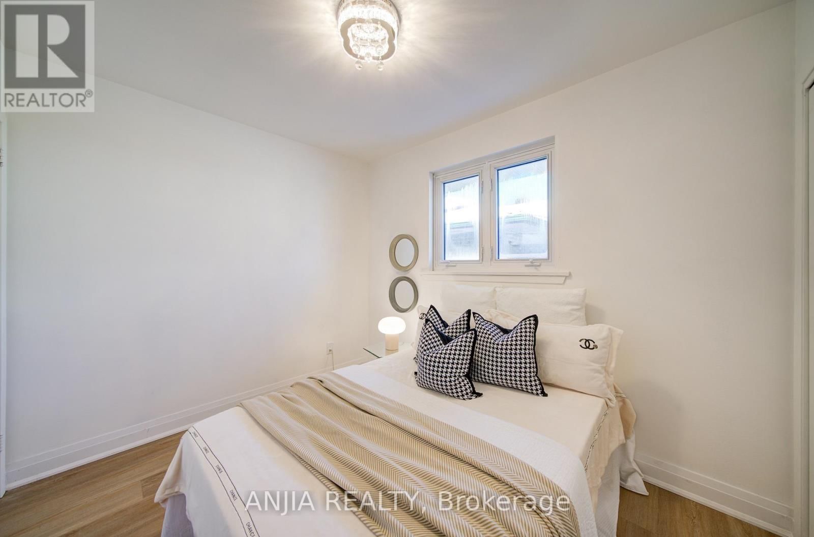 36 BIRCHARD STREET Image 35