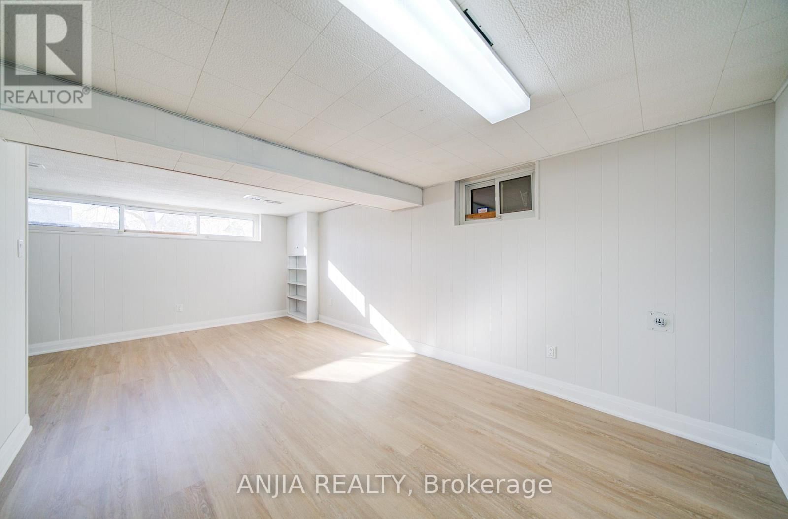 36 BIRCHARD STREET Image 38