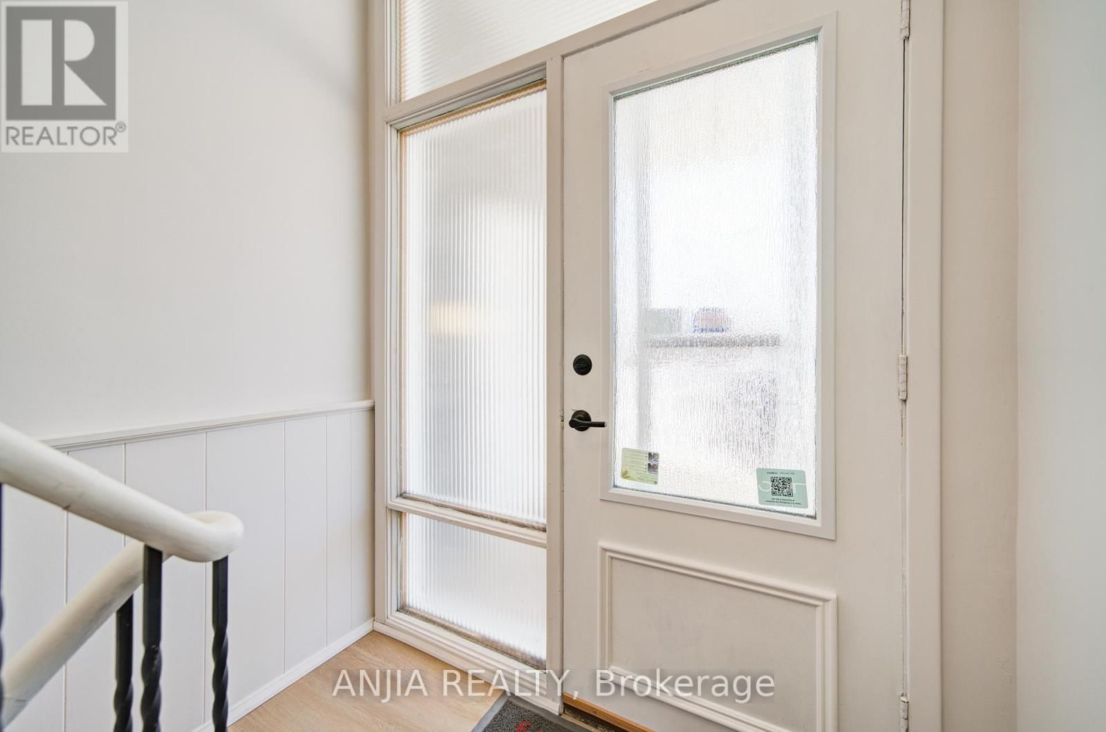 36 BIRCHARD STREET Image 9