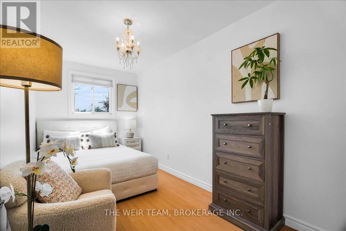 179 WOODVILLE AVENUE Image 15