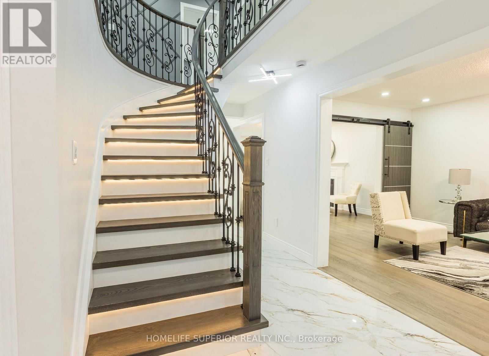 95 CLUNE PLACE Image 14