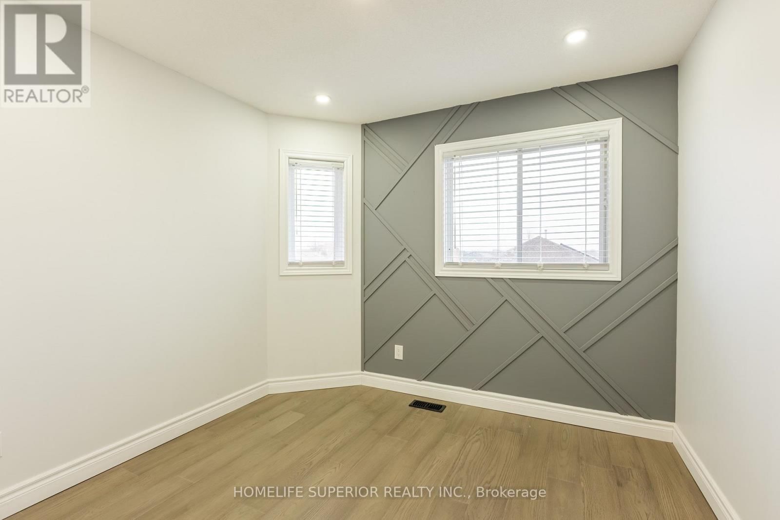 95 CLUNE PLACE Image 19