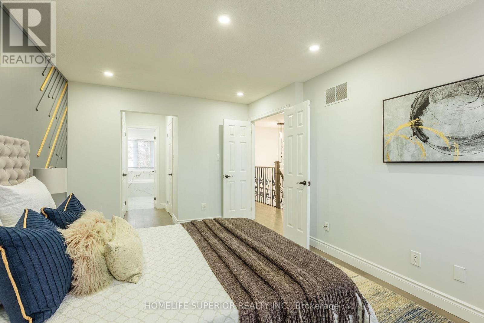 95 CLUNE PLACE Image 23