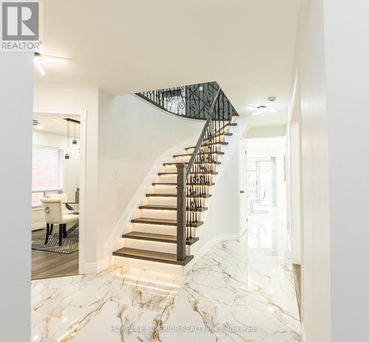 95 CLUNE PLACE Image 3