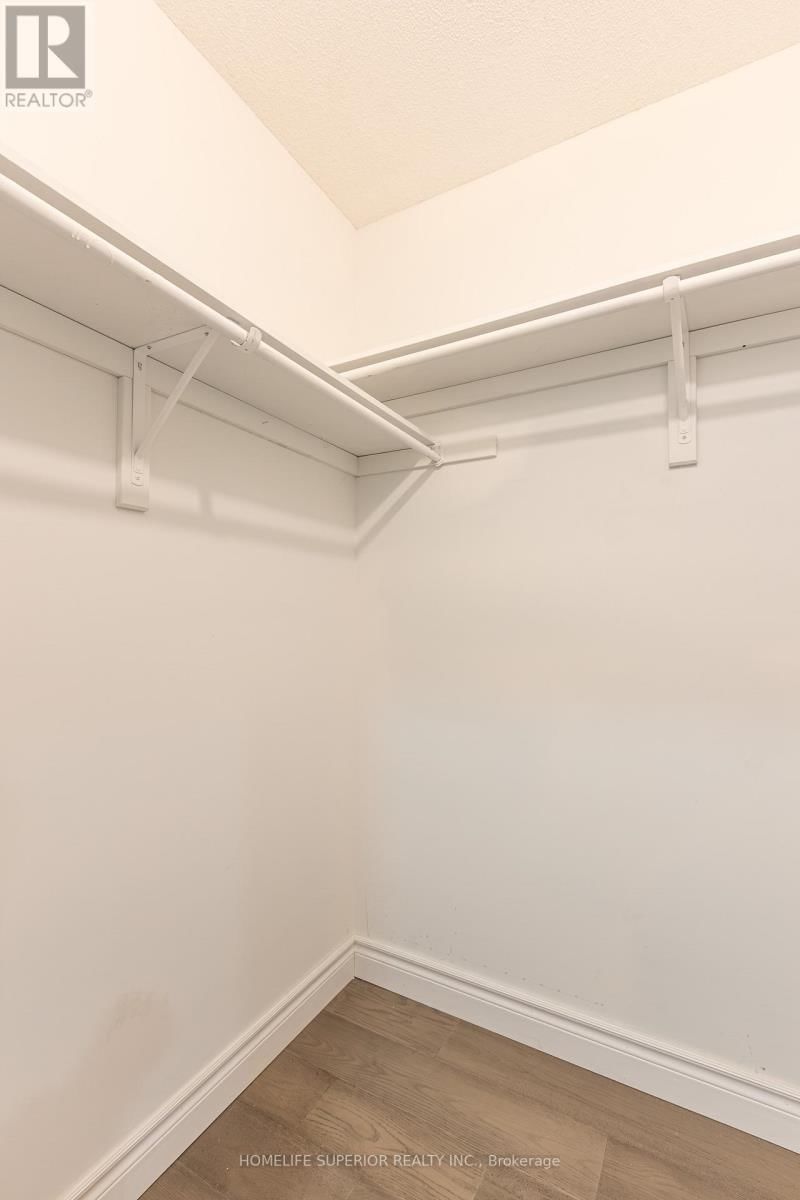 95 CLUNE PLACE Image 33