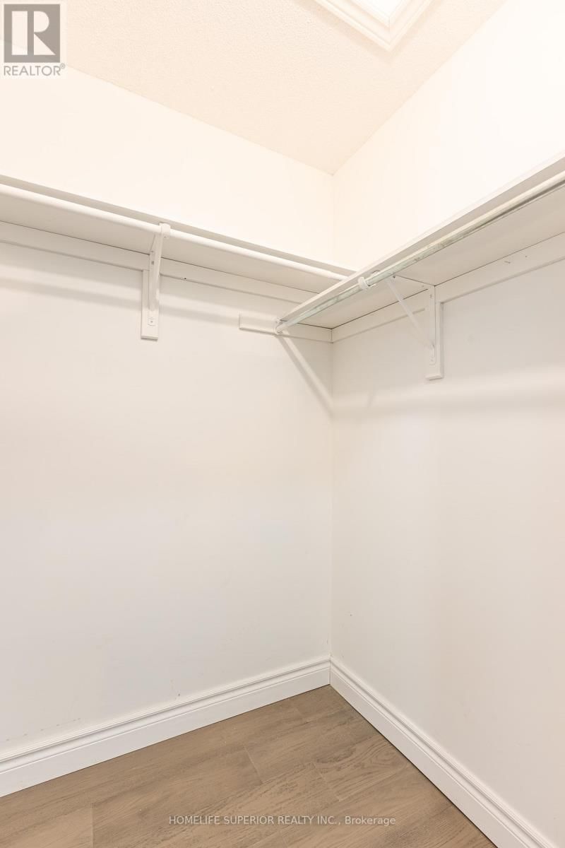 95 CLUNE PLACE Image 34