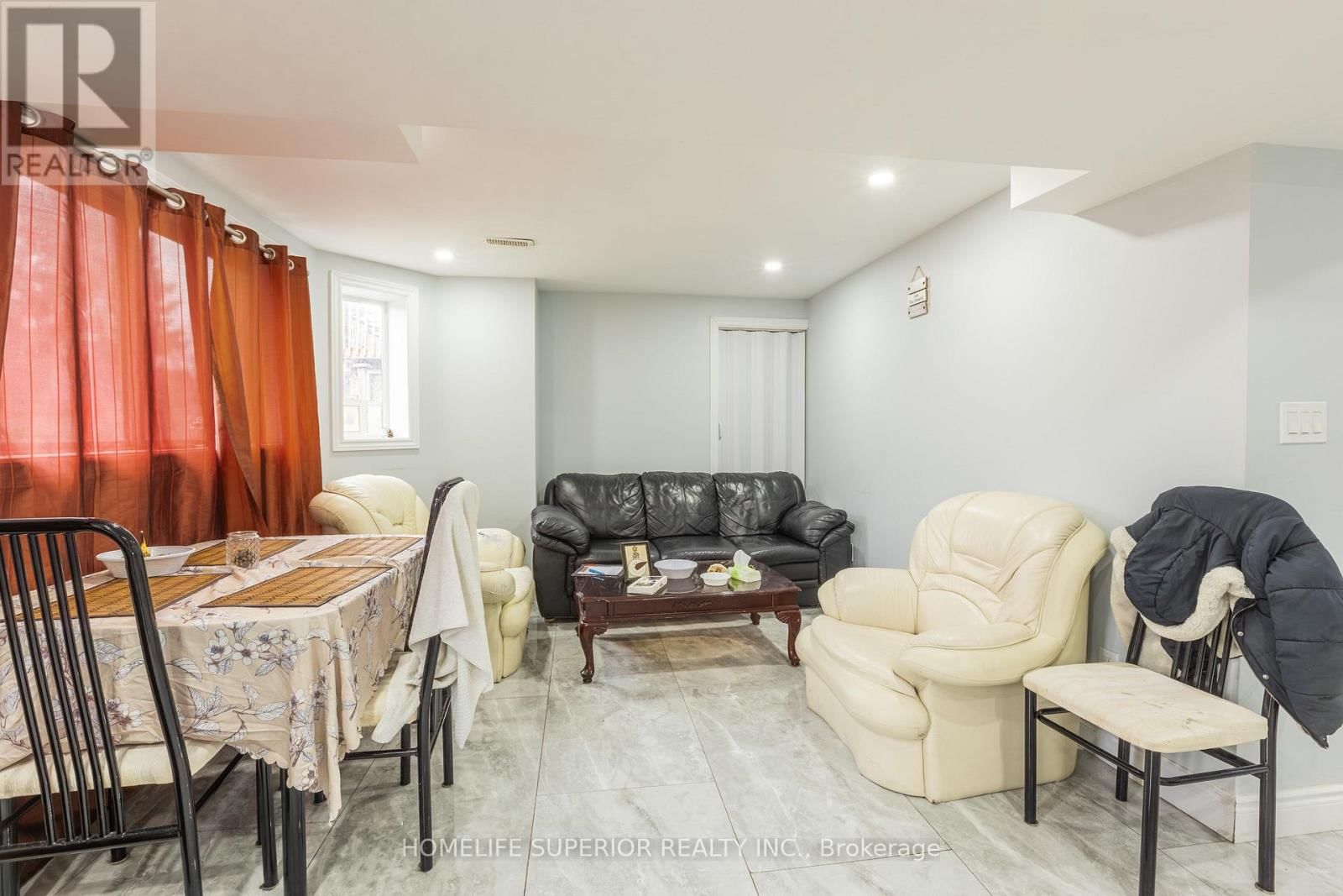 95 CLUNE PLACE Image 39