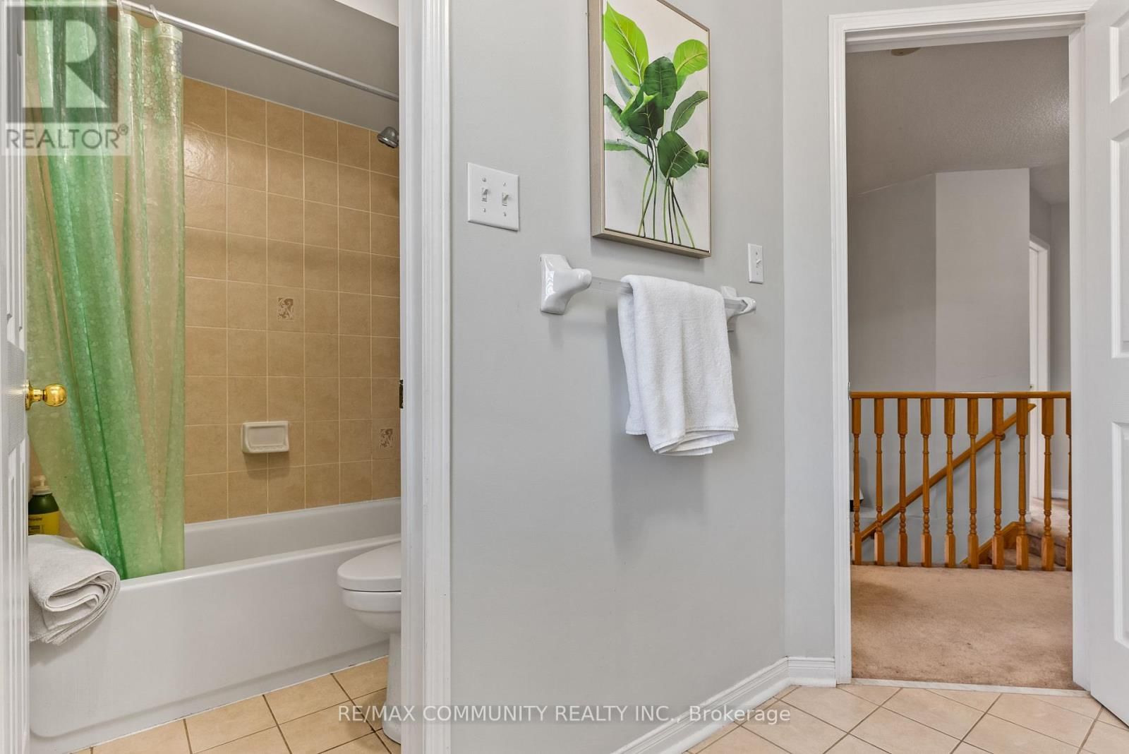 1081 LANGFORD STREET Image 27