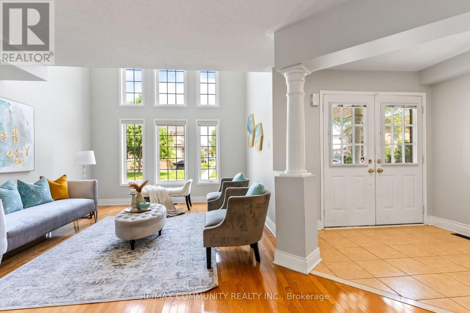 1081 LANGFORD STREET Image 7