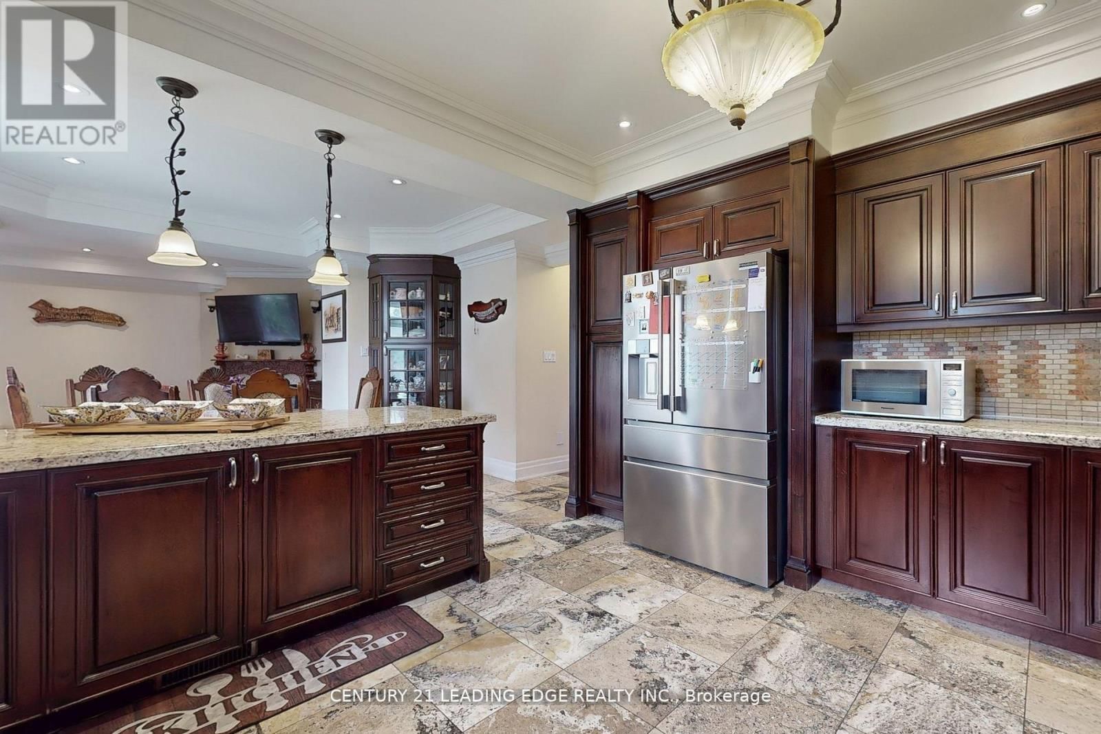 11 BELLVARE CRESCENT Image 12