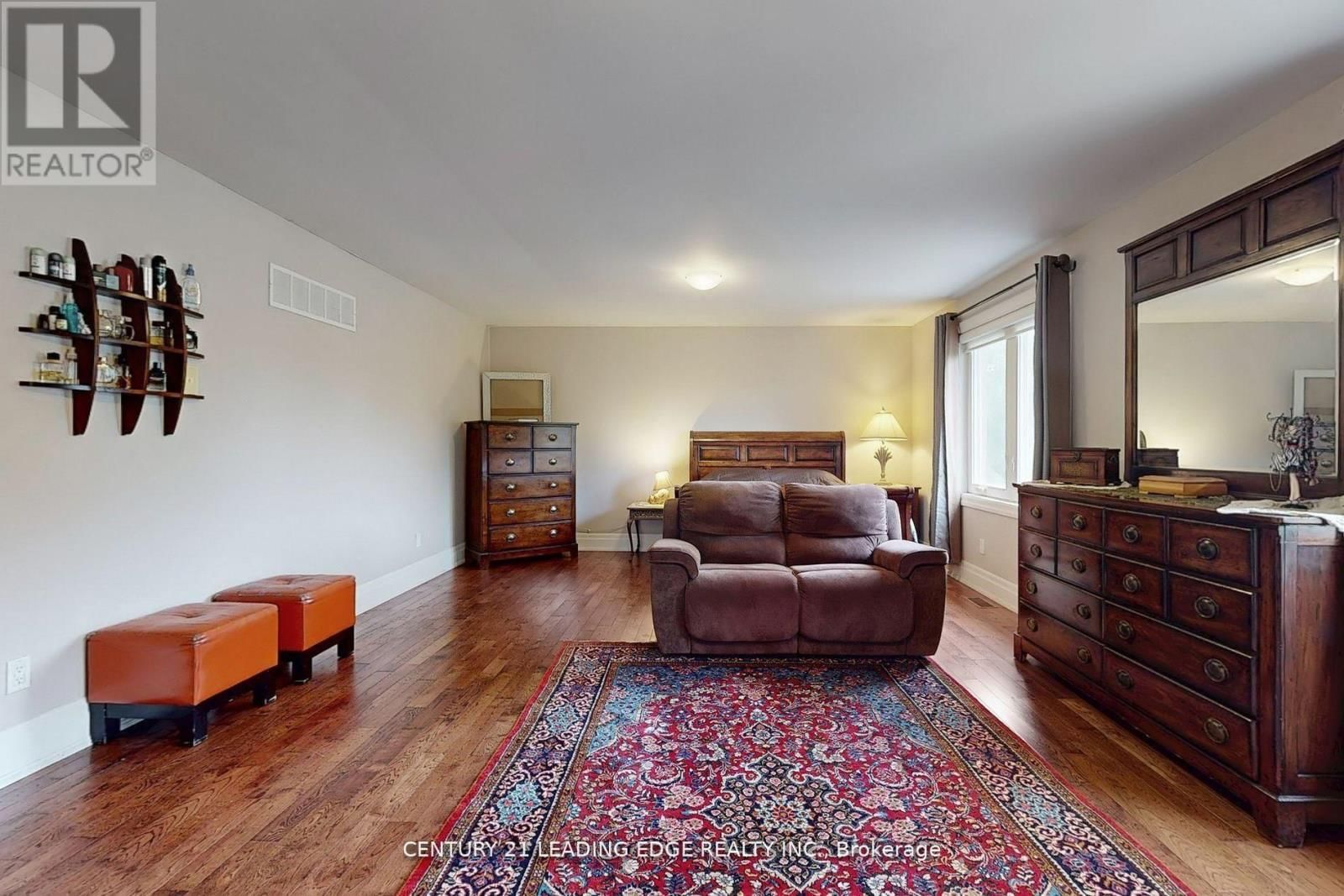 11 BELLVARE CRESCENT Image 14